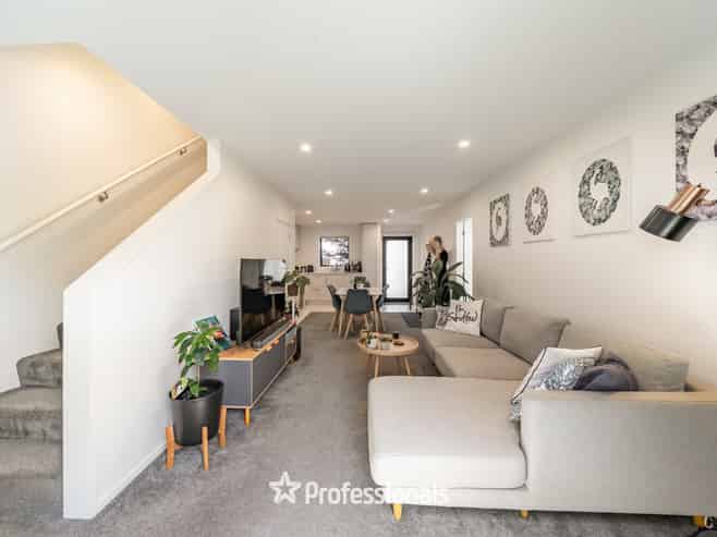 1/99 Waiwhetu Road, Waterloo