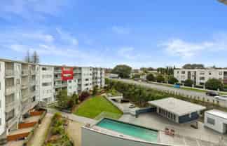 B409/130 Anzac Street, Takapuna