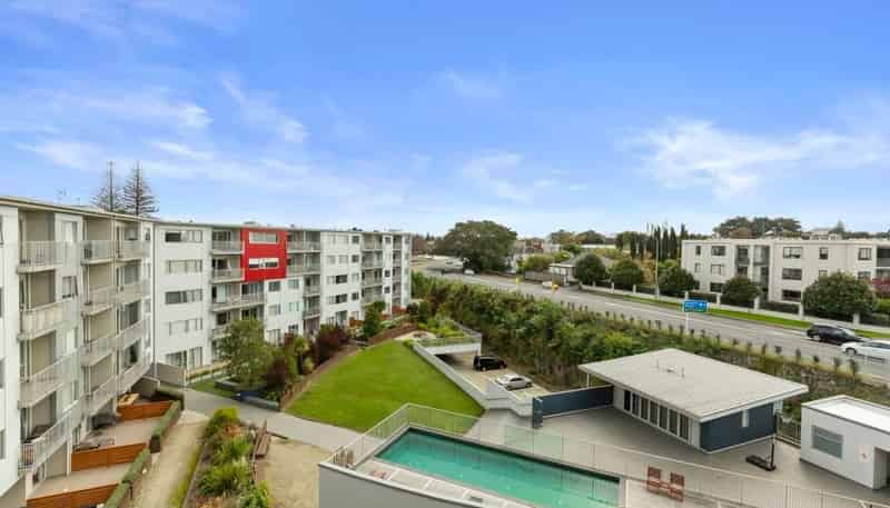 B409/130 Anzac Street, Takapuna