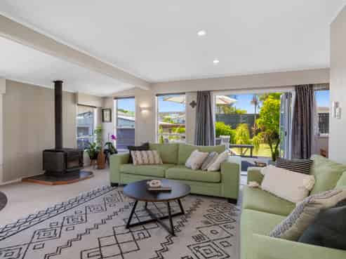 4 Eden Place, Pukekohe