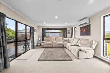 7 Walshs Road, Allenton