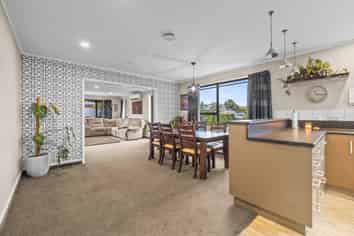 7 Walshs Road, Allenton