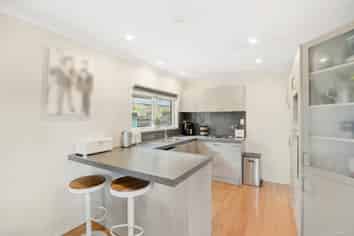 44 David Avenue, Hillpark