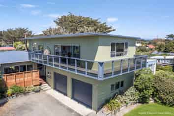 20 Kent Avenue, Waitarere Beach