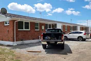 3/7 Tennessee Ave, Mangere East