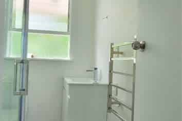 3/7 Tennessee Ave, Mangere East