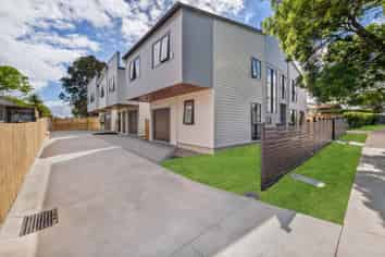 1/7 Edgar Pearce Place, Howick
