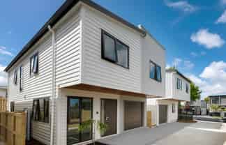 2/7 Edgar Pearce Place, Howick