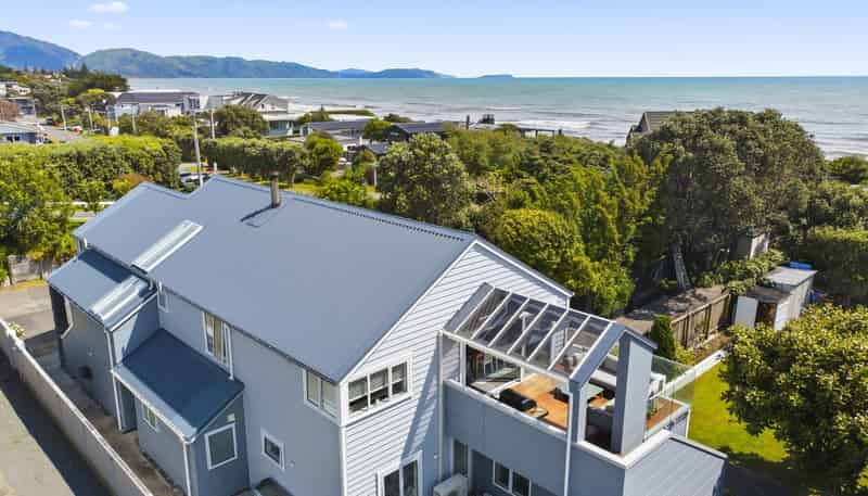 24 Kohutuhutu Road, Raumati Beach