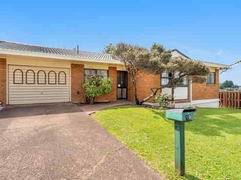 2/19 Howell Crescent, Mount Roskill