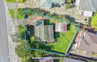 942 East Coast Road, Northcross