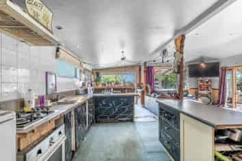 6 Mclew Road, KENNINGTON