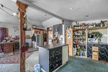 6 Mclew Road, KENNINGTON