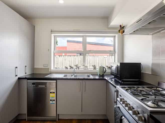 2/12 Blackburn Street, Frankton