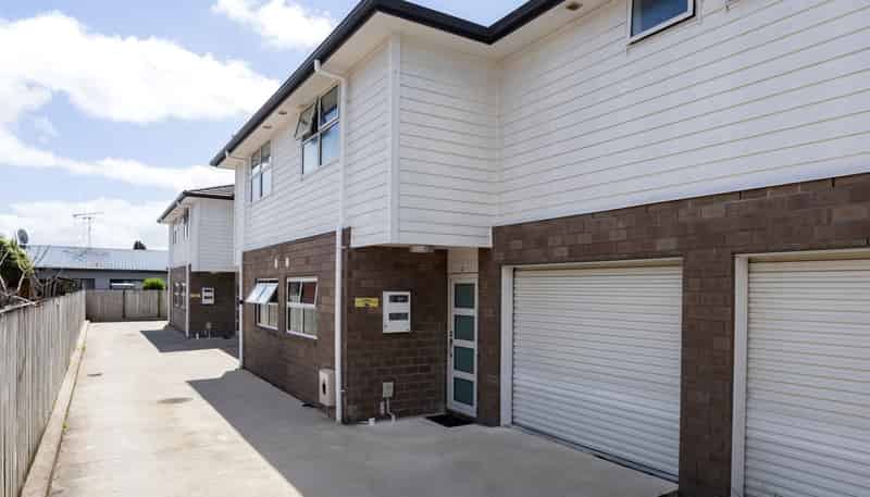 2/12 Blackburn Street, Frankton