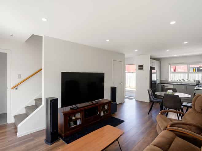 2/12 Blackburn Street, Frankton