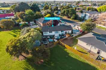 7 Damian Way, Weymouth