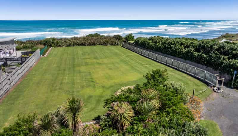 304 Tai Road, Opunake