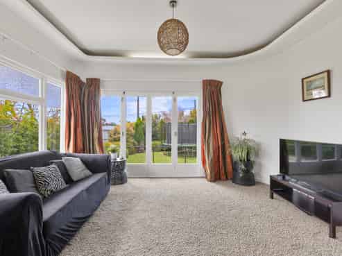 168 Seaview Road, Westown