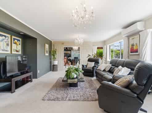 25 Mark Place, Lynmore