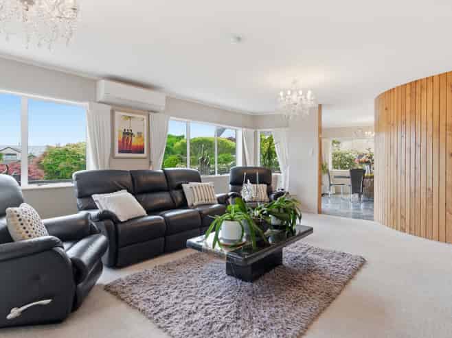 25 Mark Place, Lynmore