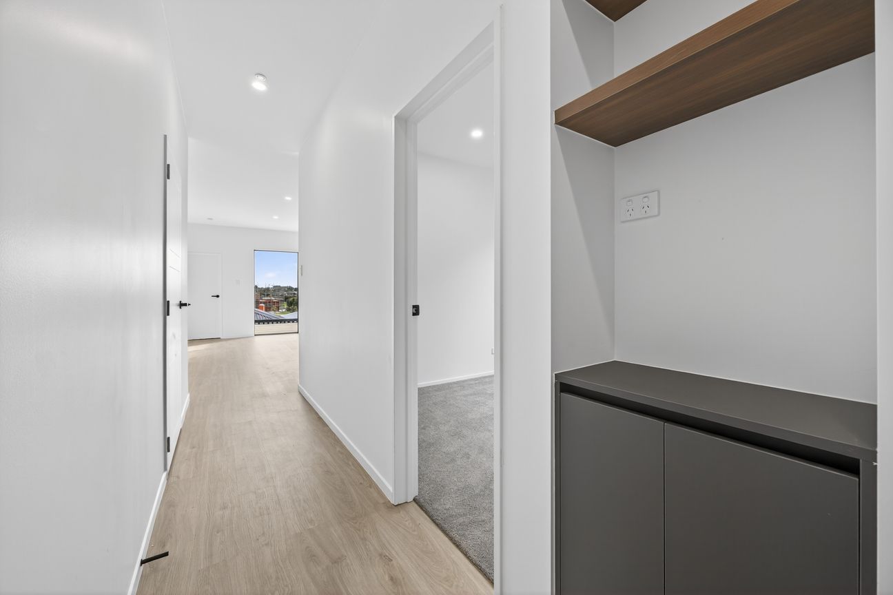 High-Quality New Build in Thriving Pukekohe East - Vista 6