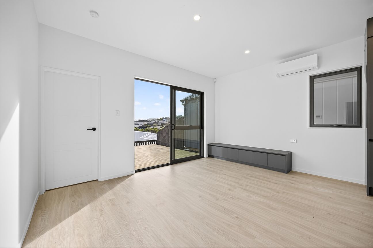 High-Quality New Build in Thriving Pukekohe East - Vista 5