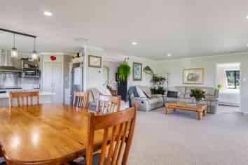 214 Central Road, HAMURANA