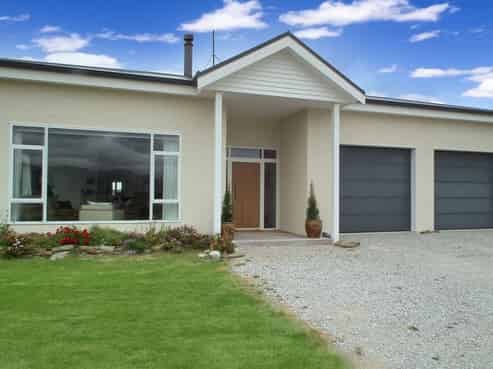 67 Macraes Road, Dunback