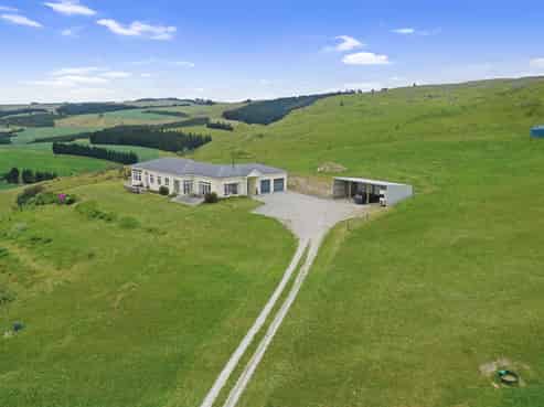 67 Macraes Road, Dunback