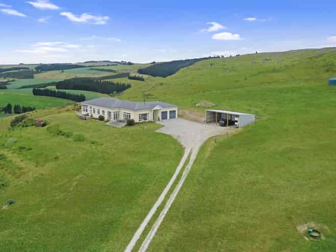 67 Macraes Road, Dunback