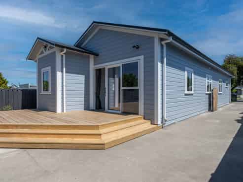 910 Outram Road, Akina