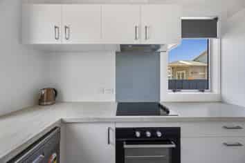 910 Outram Road, Akina