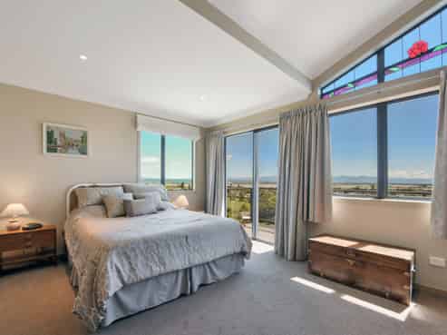 19 Cheshire Place, Stoke