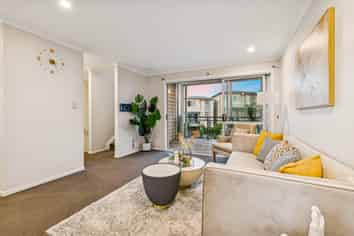 10 Panakenake Way, Flat Bush