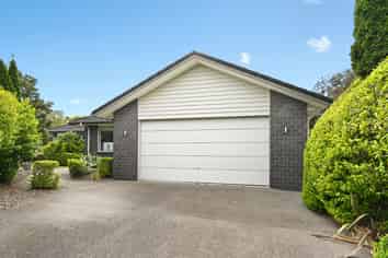 25  Bentley Rise, Flagstaff