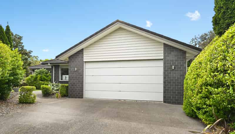 25  Bentley Rise, Flagstaff