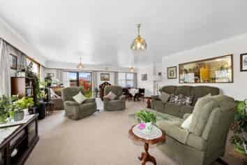 119 Bristol Street, Saint Albans