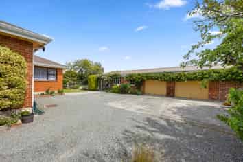 119 Bristol Street, Saint Albans