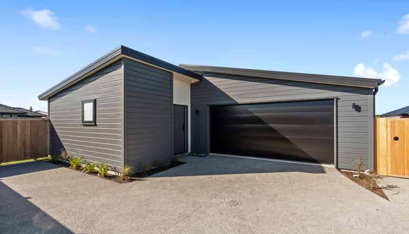 10 Harry Manship Crescent, Halswell