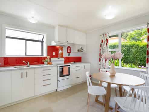 55 Arahura Crescent, Porirua