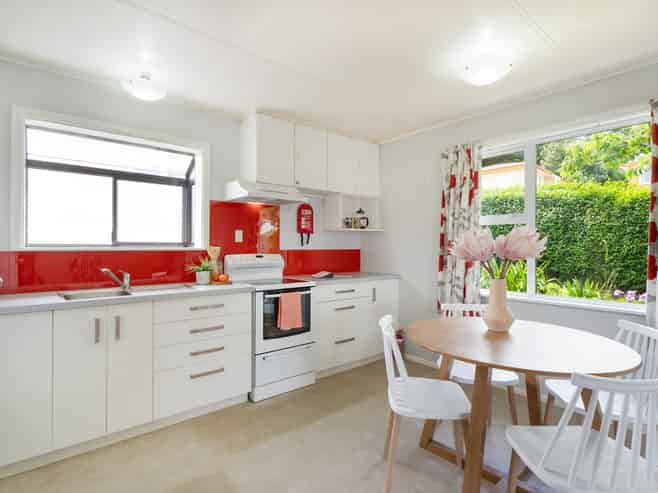 55 Arahura Crescent, Porirua