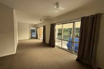 61a  Kahikatea Flat Road, Dairy Flat