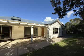 61a  Kahikatea Flat Road, Dairy Flat