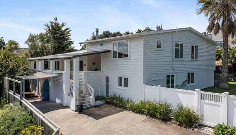 16 Walbrook Road, Manly