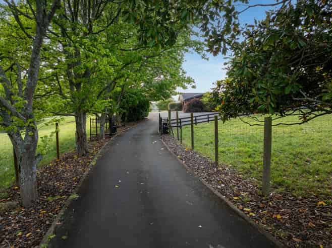 229 Brymer Road, Baverstock