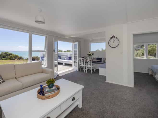 6 Bride Street, Moeraki