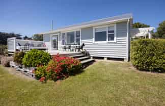 6 Bride Street, Moeraki