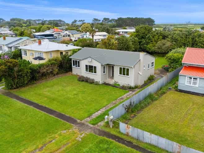 24 Riemenschneider Street, Manaia