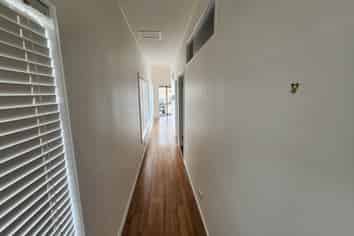 CENTRAL OFFICE, CLINIC OR STUDIO SPACE 
